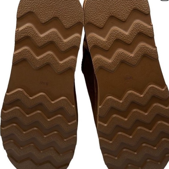 Cushionaire Chestnut Suede Ankle Boots with Faux Fur Lining - Picture 5 of 8